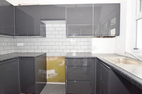 2 bedroom flat to rent, Longford Road, Bognor Regis, PO21