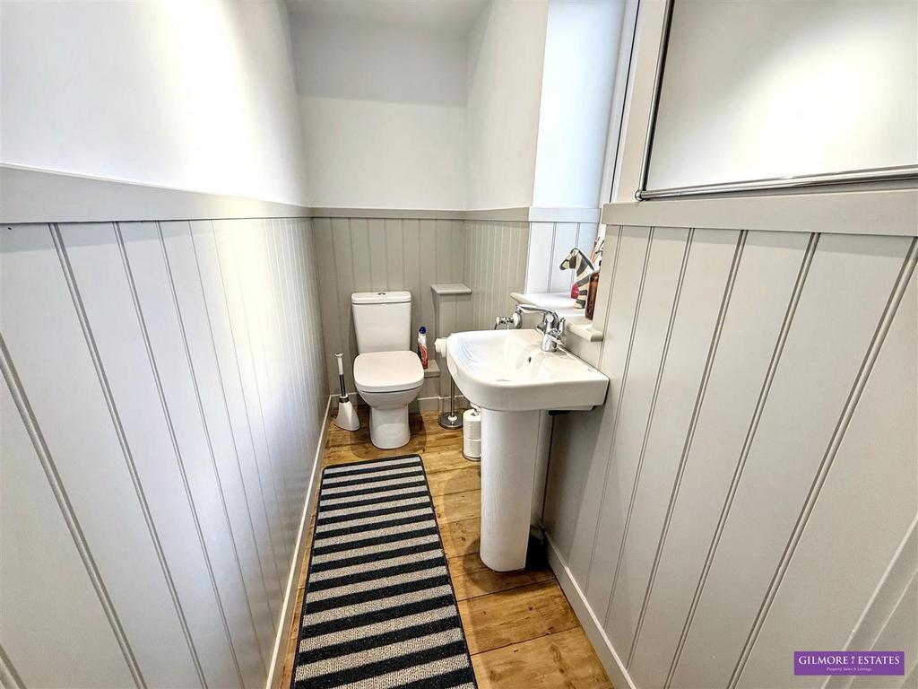 Cloaks WC