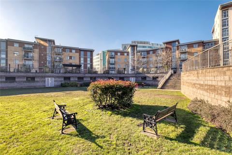 undefined, Kelvin Gate, Bracknell, Berkshire, RG12