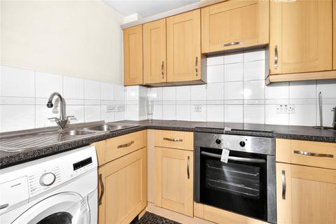 undefined, Kelvin Gate, Bracknell, Berkshire, RG12