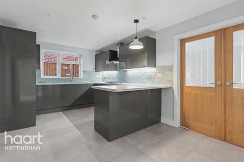3 bedroom semi-detached house for sale, Old Bar Close, Nottingham