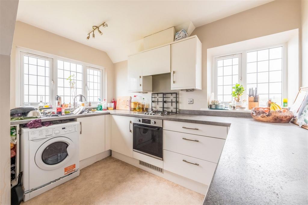 Flat 5 Newick Place-3.jpg