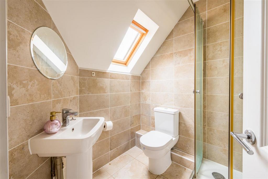 Flat 5 Newick Place-14.jpg