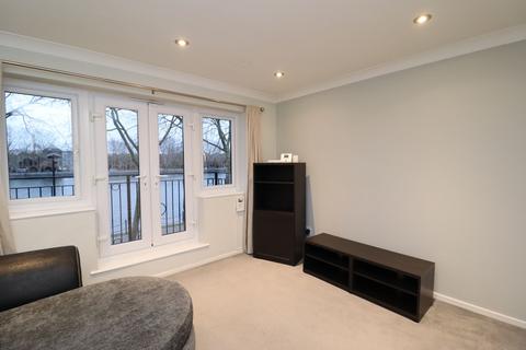 undefined, Greenland Quay, Surrey Quays SE16