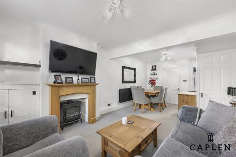 undefined, Old Savills Cottages, Chigwell