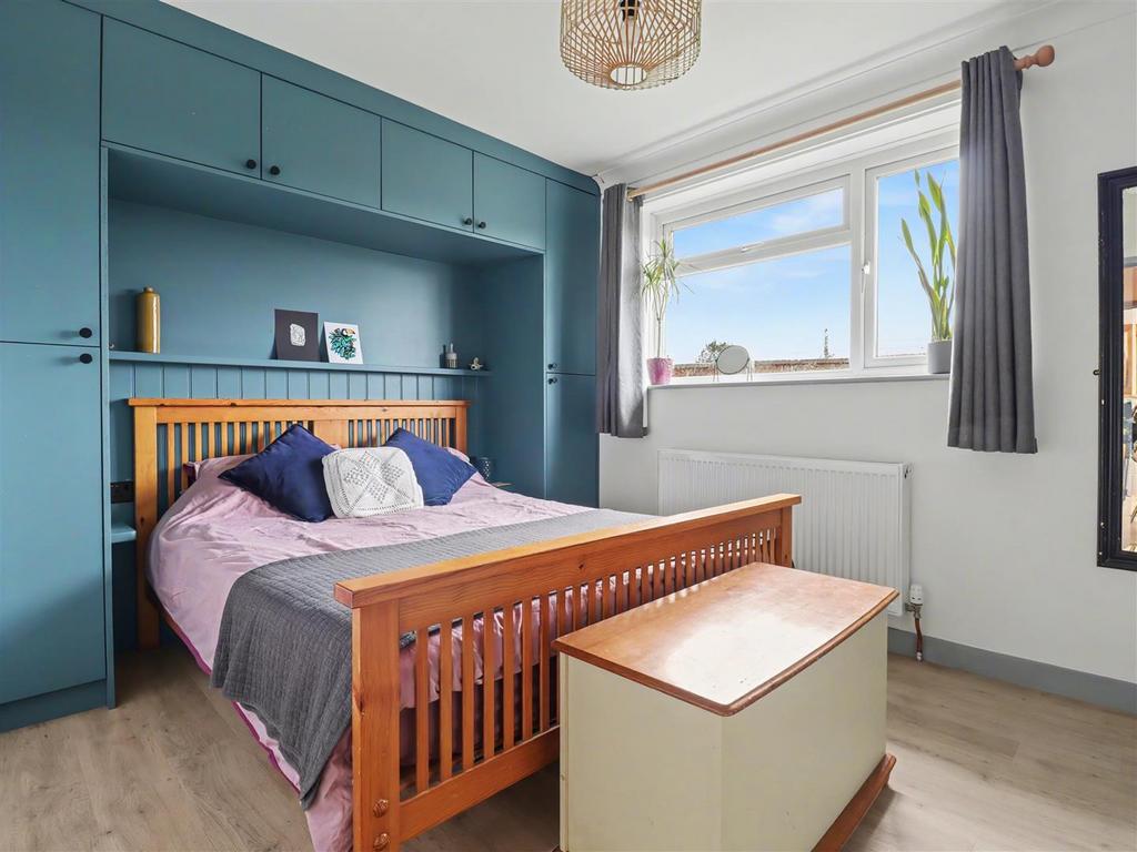 Principal bedroom