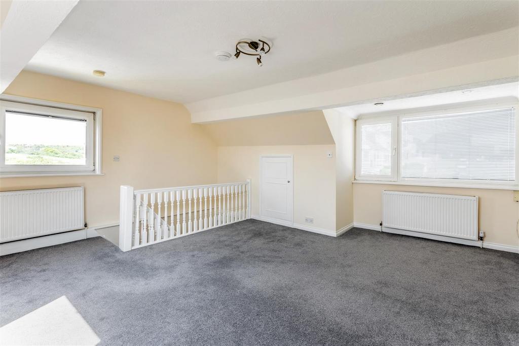 20a Cliff Road-16.jpg