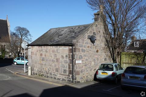 Retail property (high street) to rent, 89 Skene Sq Aberdeen AB25 2UN