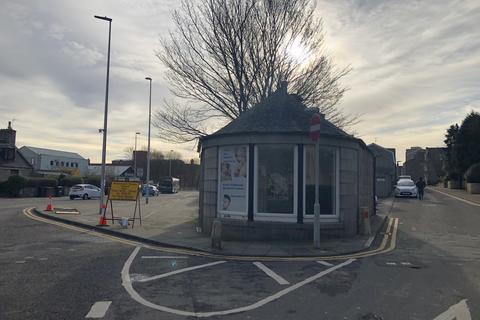 Retail property (high street) to rent, 89 Skene Sq Aberdeen AB25 2UN