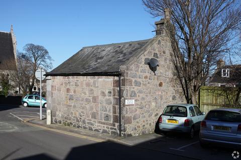 Retail property (high street) to rent, 89 Skene Sq Aberdeen AB25 2UN