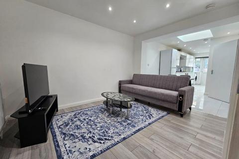 undefined, Ribchester Avenue, Greenford UB6
