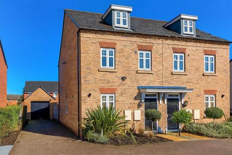 3 bedroom semi-detached house for sale, Whites Lane, Northampton