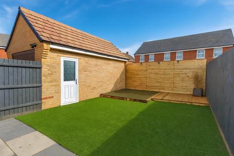 3 bedroom semi-detached house for sale, Whites Lane, Northampton