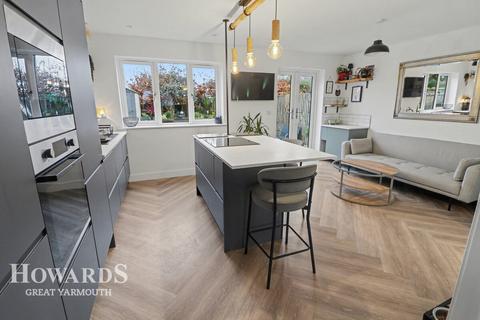 undefined, Harvest Court, Rollesby
