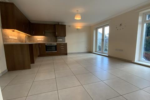 2 bedroom end of terrace house to rent, Grenville Drive, Tavistock PL19