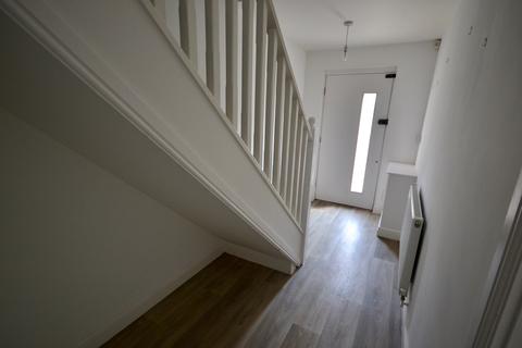 undefined, 1, Liverpool L23