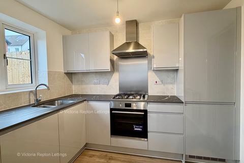 3 bedroom detached house to rent, Beaufort Park Almondsbury BS10