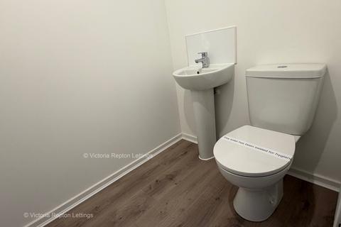 3 bedroom detached house to rent, Beaufort Park Almondsbury BS10