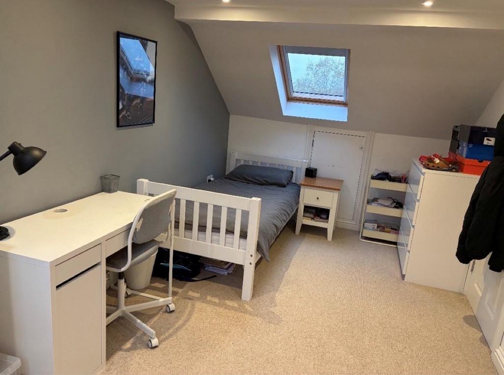 Bedroom.jpg