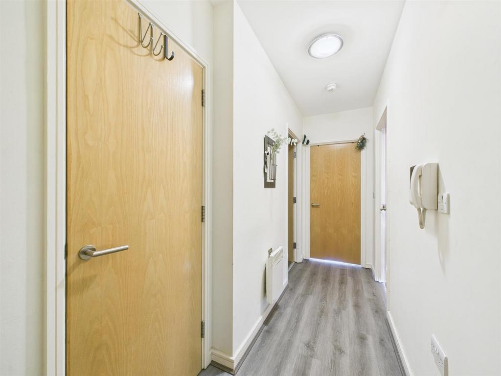 Hall 2.jpg
