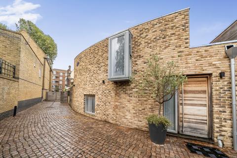 undefined, Lycett Place, Hammersmith And Fulham, W12