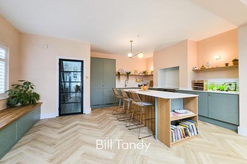 4 bedroom semi-detached house for sale, Shortbutts Lane, Lichfield, WS14