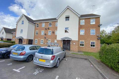2 bedroom flat to rent, Osprey Road, Waltham Abbey, EN9