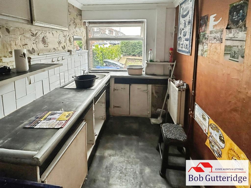 Fitted kitchen