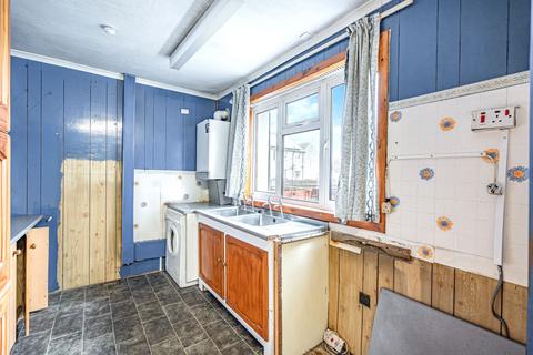 3 bedroom end of terrace house for sale, Mossgiel Avenue, Cowie, FK7