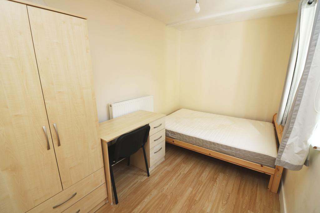 Bed 1