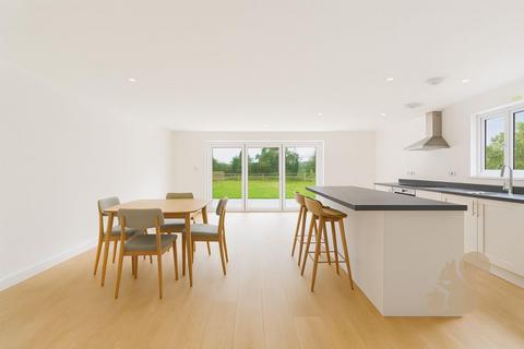 3 bedroom detached house for sale, Swanfield, Bury St Edmunds IP29