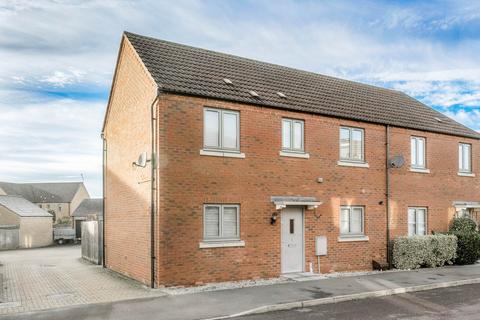 3 bedroom semi-detached house for sale, Fair Isle View, Milton Keynes MK14