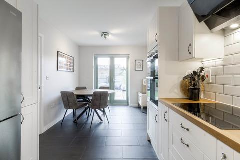 3 bedroom semi-detached house for sale, Fair Isle View, Milton Keynes MK14