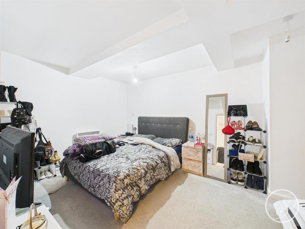 Bed 1