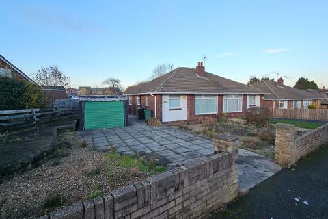 2 bedroom bungalow to rent, Bywell Close, Dewsbury