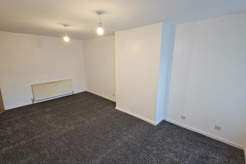 2 bedroom bungalow to rent, Bywell Close, Dewsbury