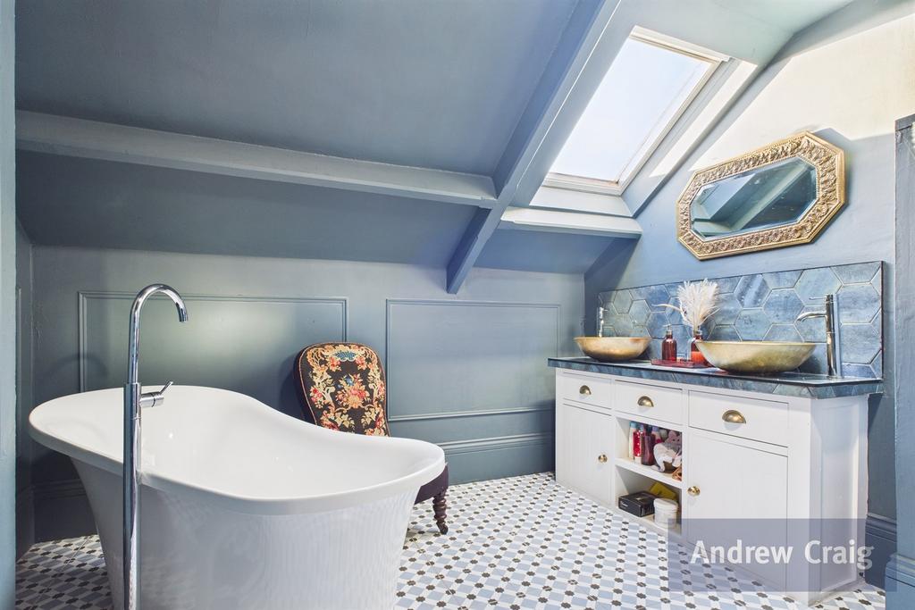Bathroom Suite