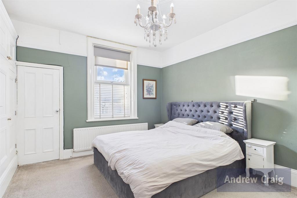 Rear Bedroom