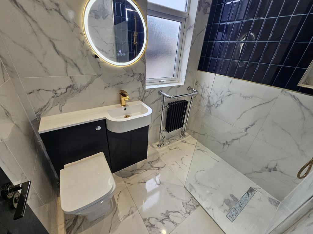 Bathroom/Toiet