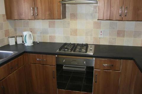 3 bedroom end of terrace house to rent, Terminus Terrace, Hampshire SO14
