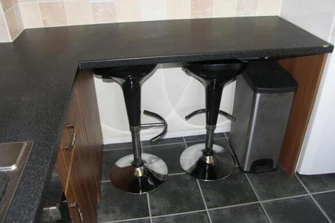 3 bedroom end of terrace house to rent, Terminus Terrace, Hampshire SO14