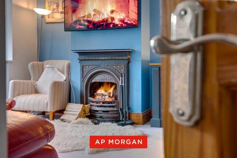 3 bedroom semi-detached house for sale, Old Birmingham Road, Lickey End, Bromsgrove, Worcestershire, B60