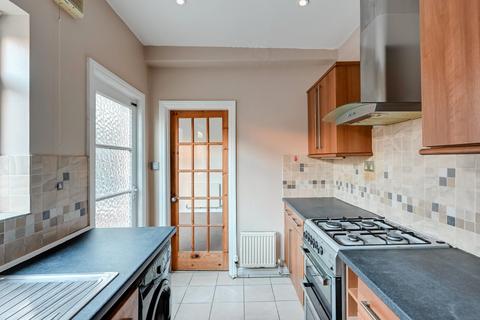 2 bedroom terraced house to rent, Sutherland Street, South Bank, York, YO23