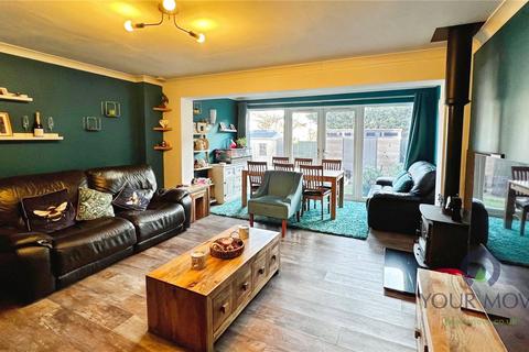 3 bedroom semi-detached house for sale, York Road, Oldham OL9