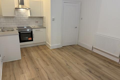 1 bedroom flat to rent, 10 New Street, Fla 3/3, Paisley, Renfrewshire PA1 1XY