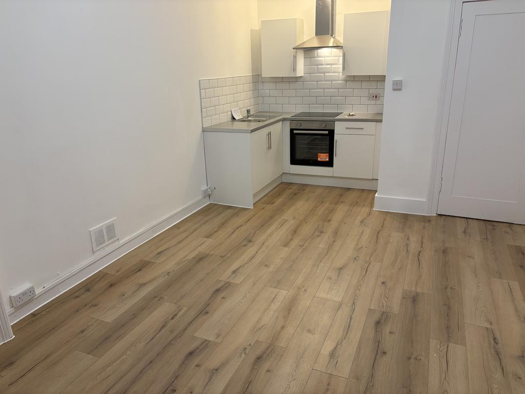 Lounge/Kitchen
