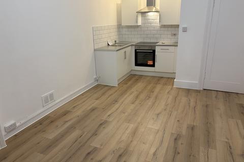 1 bedroom flat to rent, 10 New Street, Fla 3/3, Paisley, Renfrewshire PA1 1XY