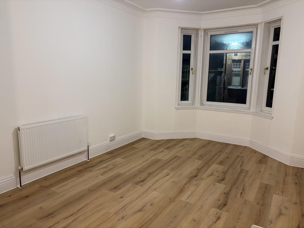 Lounge/Kitchen