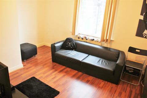 undefined, North Hill Road, Leeds LS6