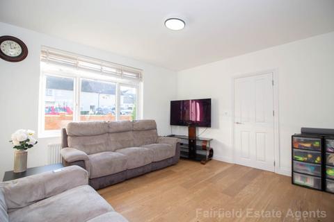 3 bedroom end of terrace house for sale, Barnhurst Path, South Oxhey